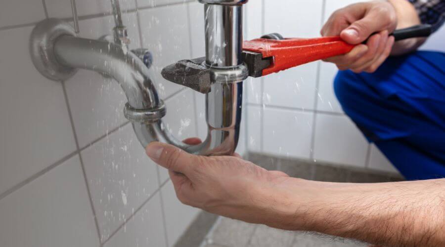 Expert burst pipe repair services in Haverhill, OH
